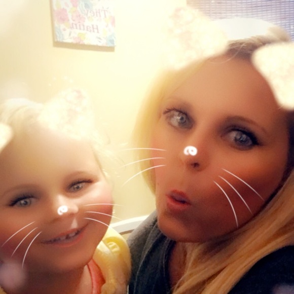 Meet your Posher, Amy - Picture 6 of 6